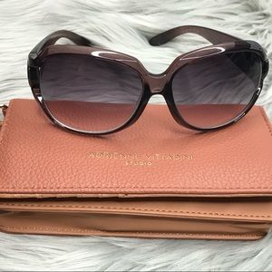Wide Rim Kenneth Cole sunglasses